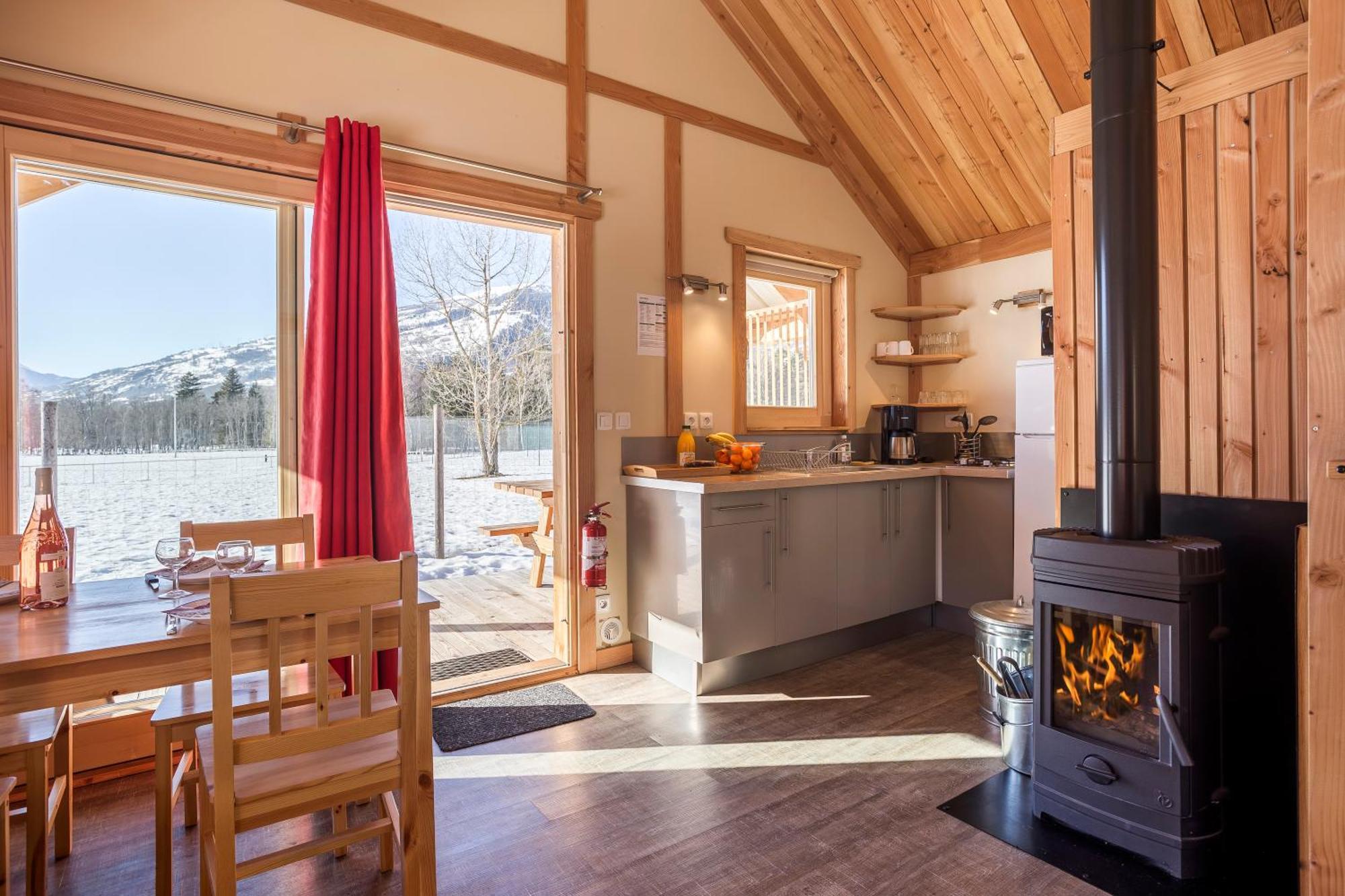Huttopia Bozel En Vanoise Luaran gambar