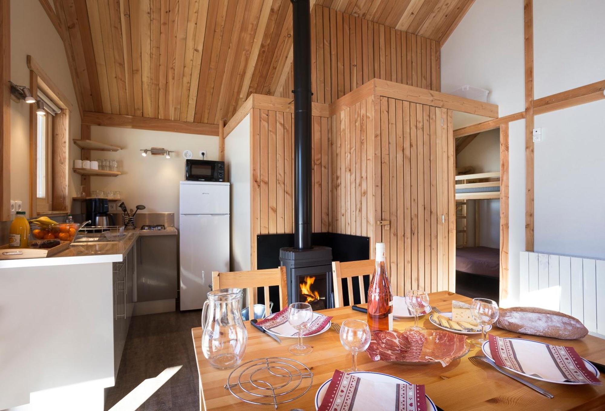 Huttopia Bozel En Vanoise Luaran gambar