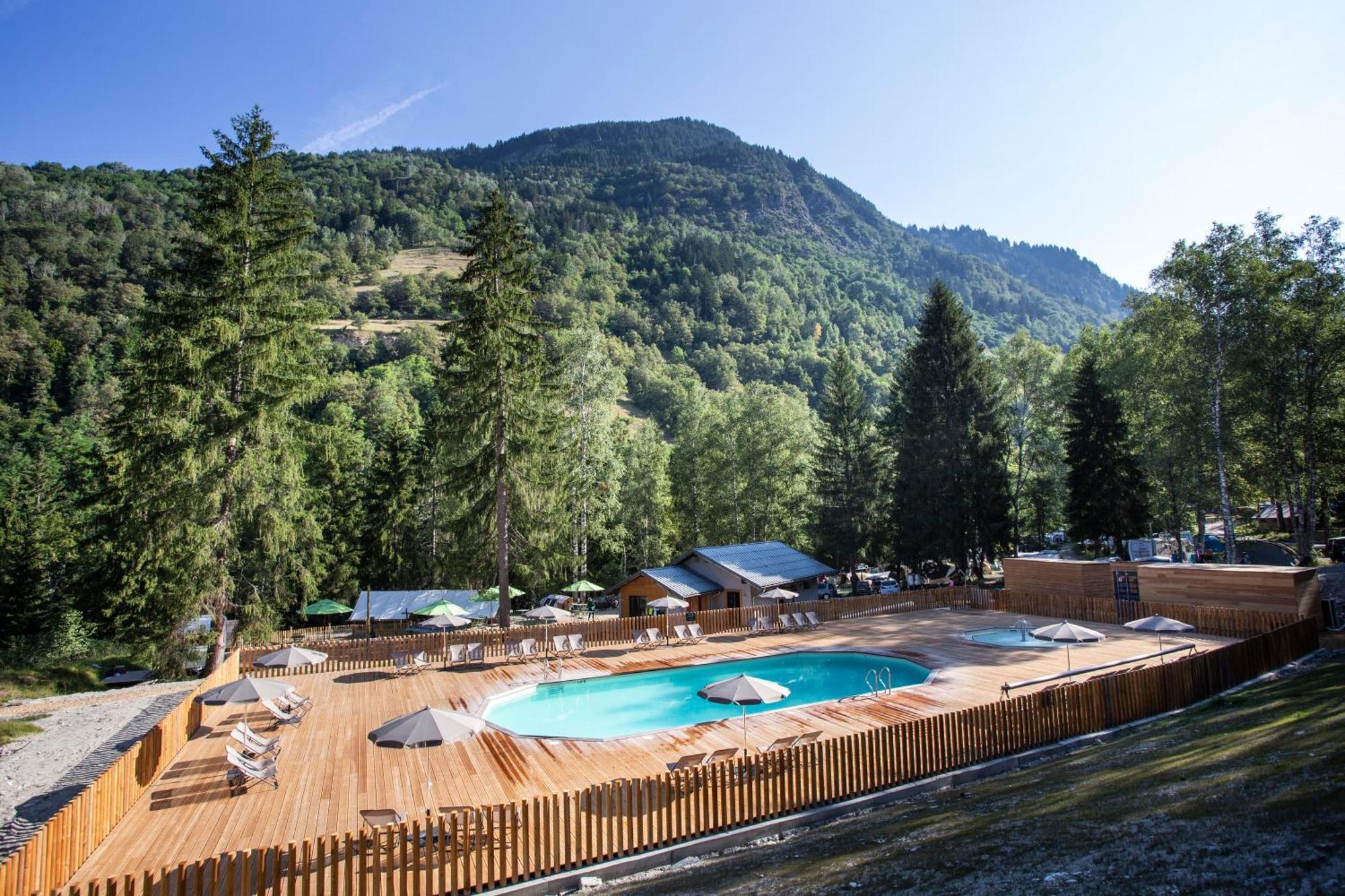 Huttopia Bozel En Vanoise Luaran gambar